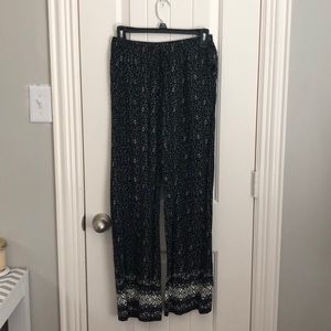 Cloth pants with flared legs